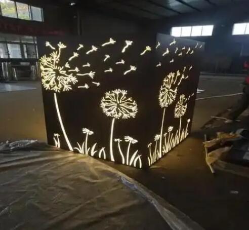 敦煌耐候钢灯箱